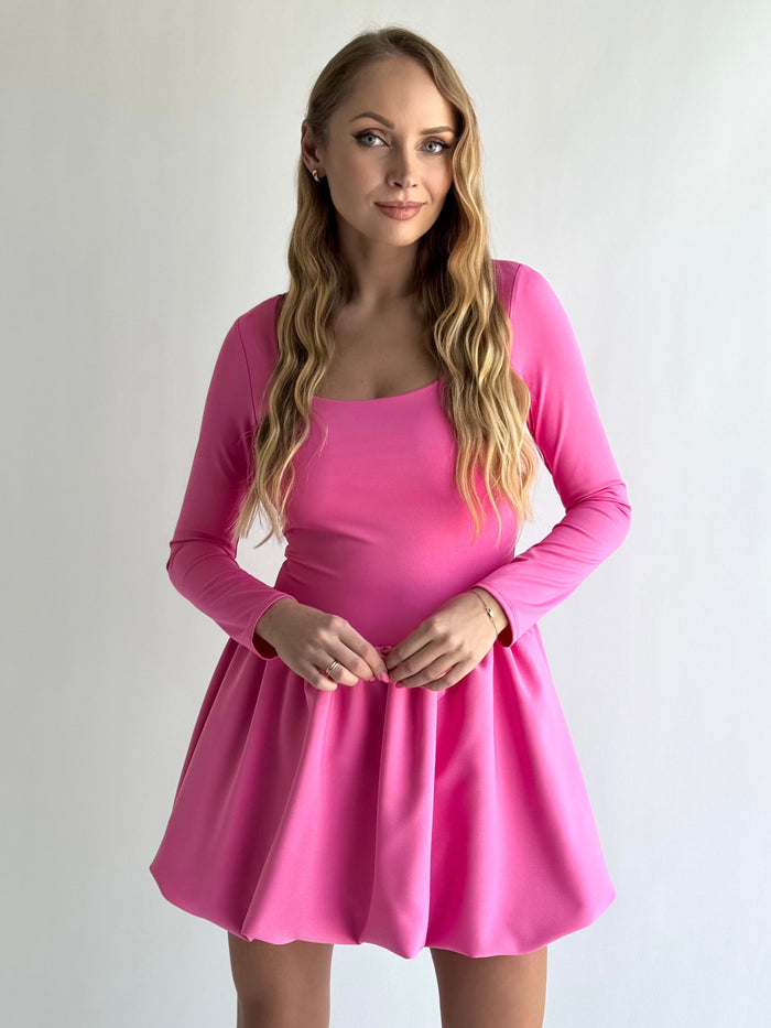 Moteriška trumpa proginė suknelė COLTON Rožinė