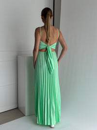 Moteriška ilga proginė suknelė LENORA Mėtinė