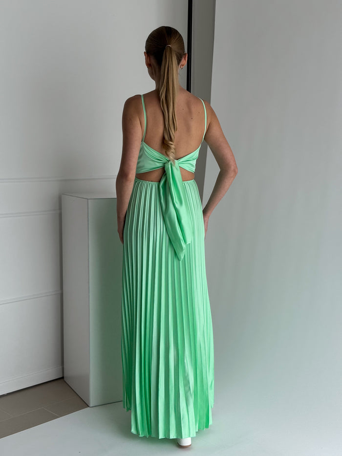 Moteriška ilga proginė suknelė LENORA Mėtinė