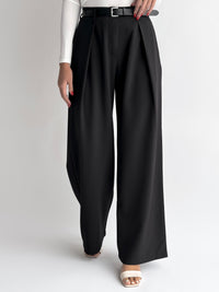 moteriskos-placios-kelnes-su-dirzu-hazo-juoda