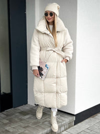 moteriska-ilga-striuke-su-dirzu-tuscany-kremine