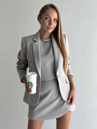 moteriskas-klasikinis-svarkas-julieta-pilka