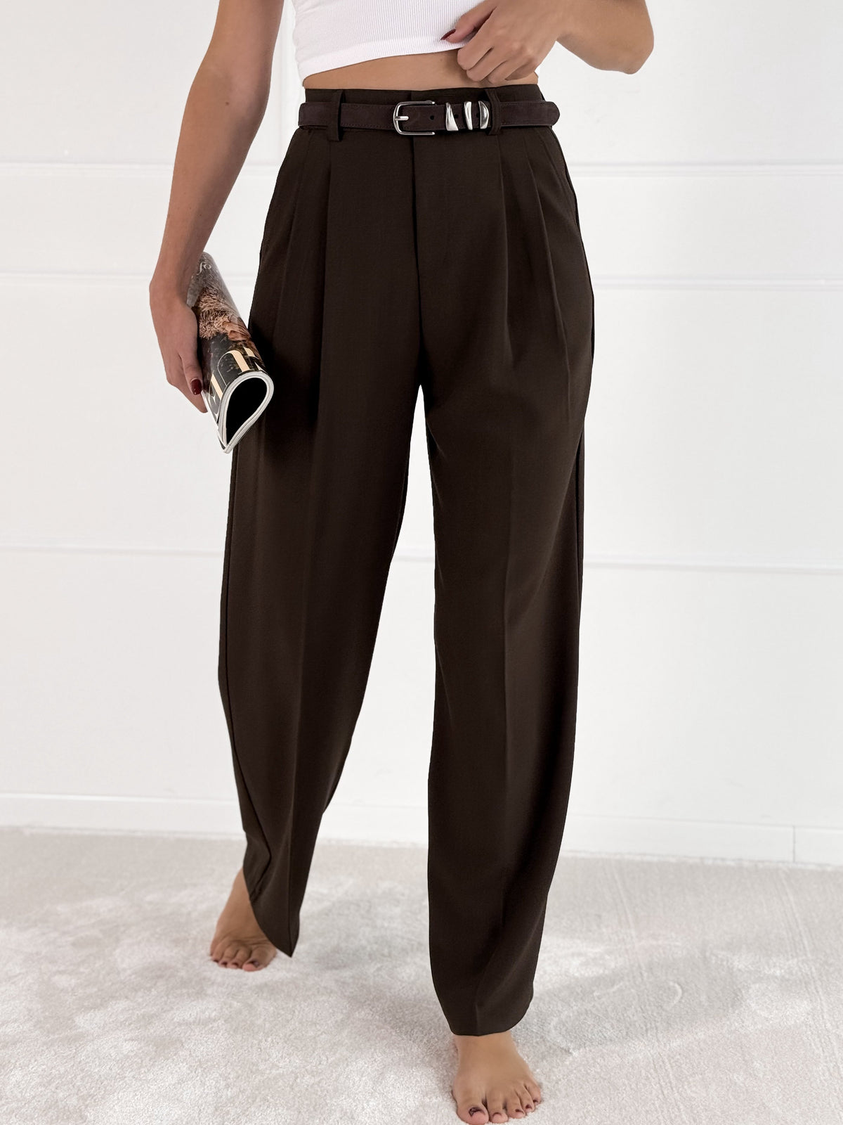 Moteriškos klasikinės kelnės THEODOSIA Tamsiai ruda