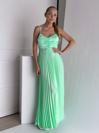 Moteriška ilga proginė suknelė LENORA Mėtinė