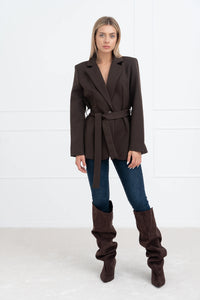 Moteriškas klasikinis itališkas švarkas su diržu DANNA Ruda