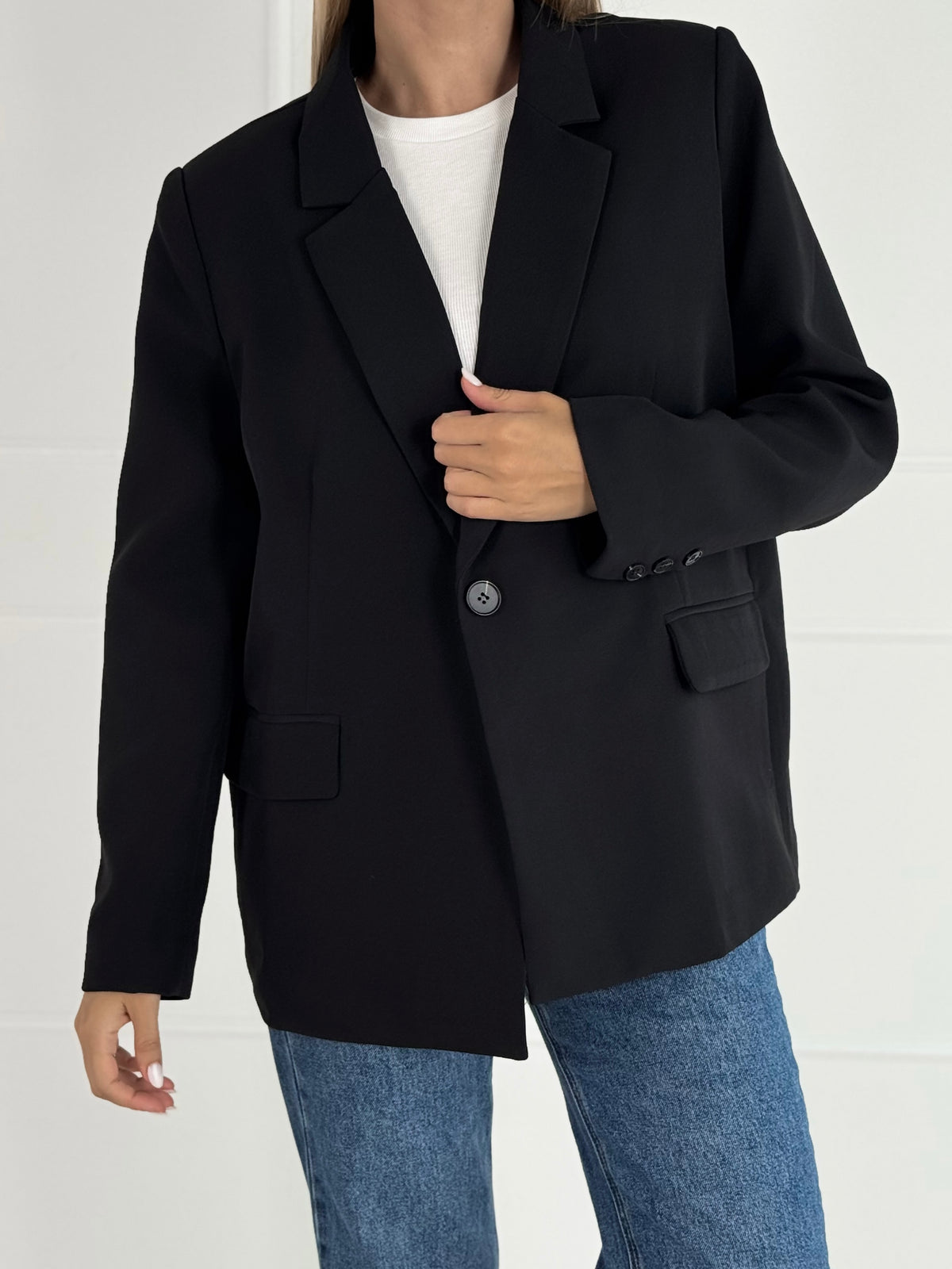 Moteriškas klasikinis švarkas FRANCES Juoda