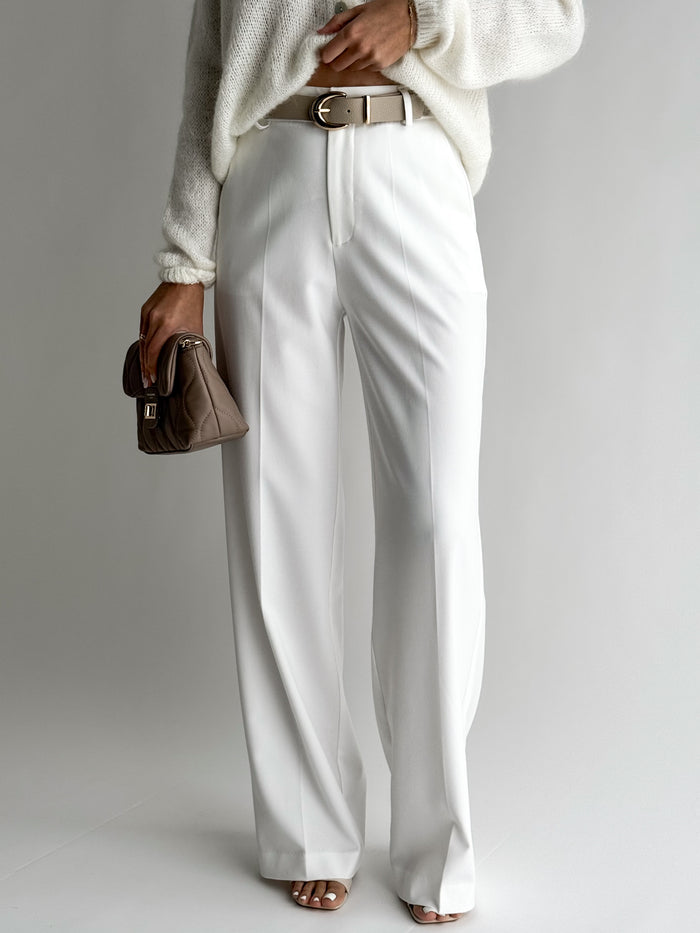 moteriskos-placios-klasikines-kelnes-veronica-balta