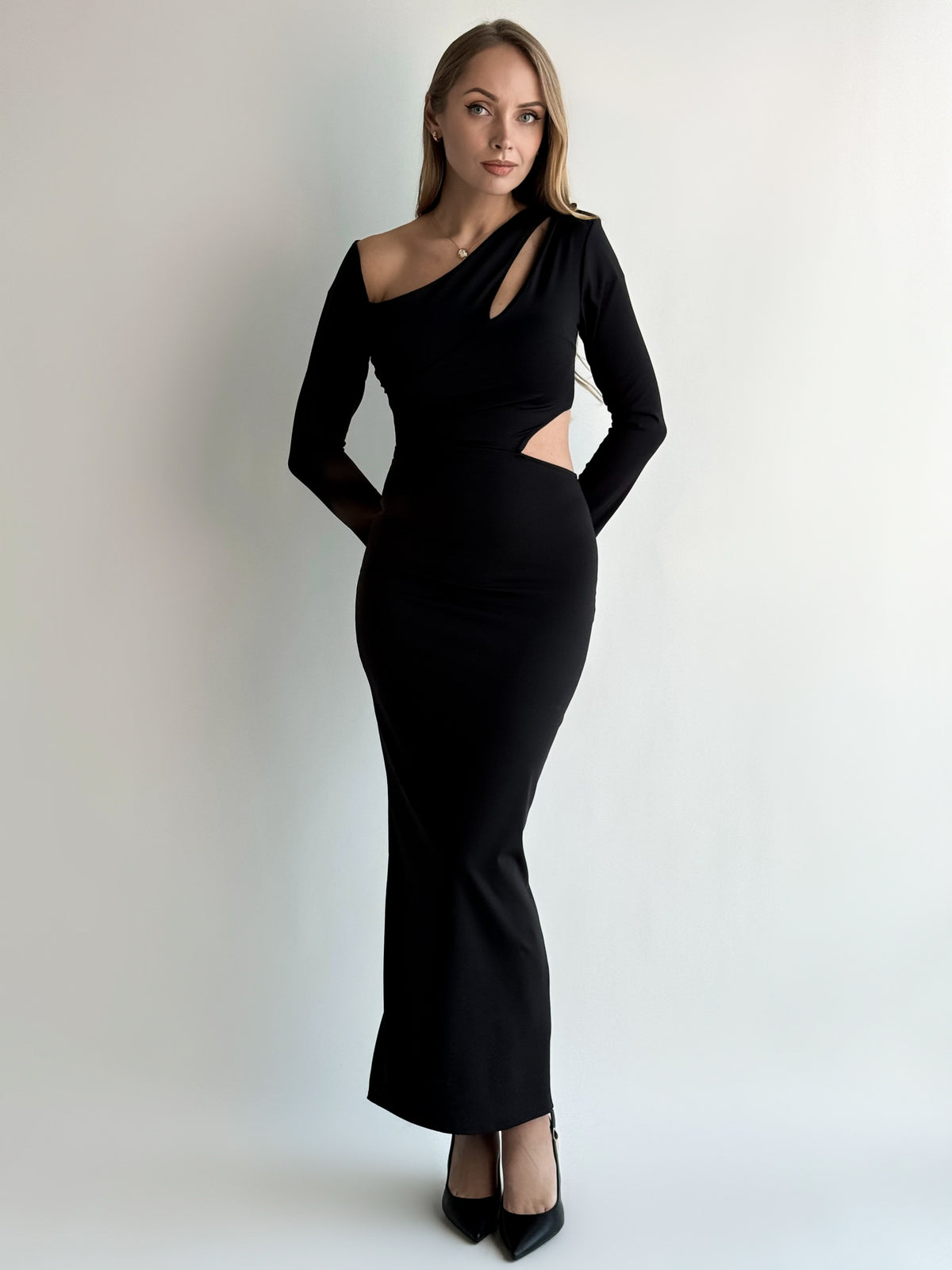 Moteriška itališka proginė suknelė LINETTE Juoda