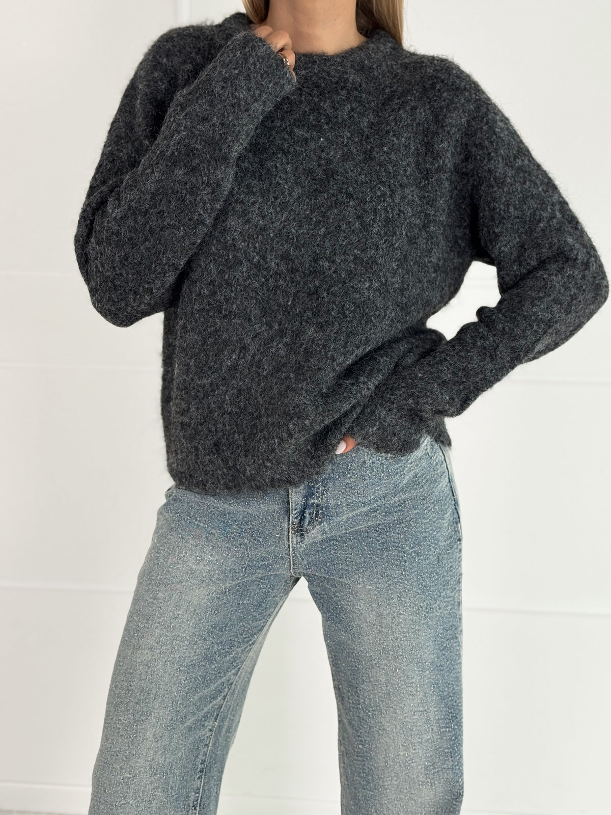 Moteriškas šiltas megztinis su vilna DAMON Pilka