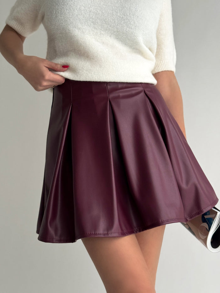 moteriskas-trumpas-eko-odos-sijonas-augusta-bordo