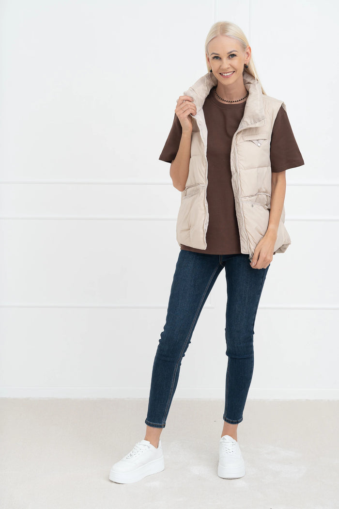 Moteriška liemenė su natūralių pūkų užpildu HARLAN Kreminė