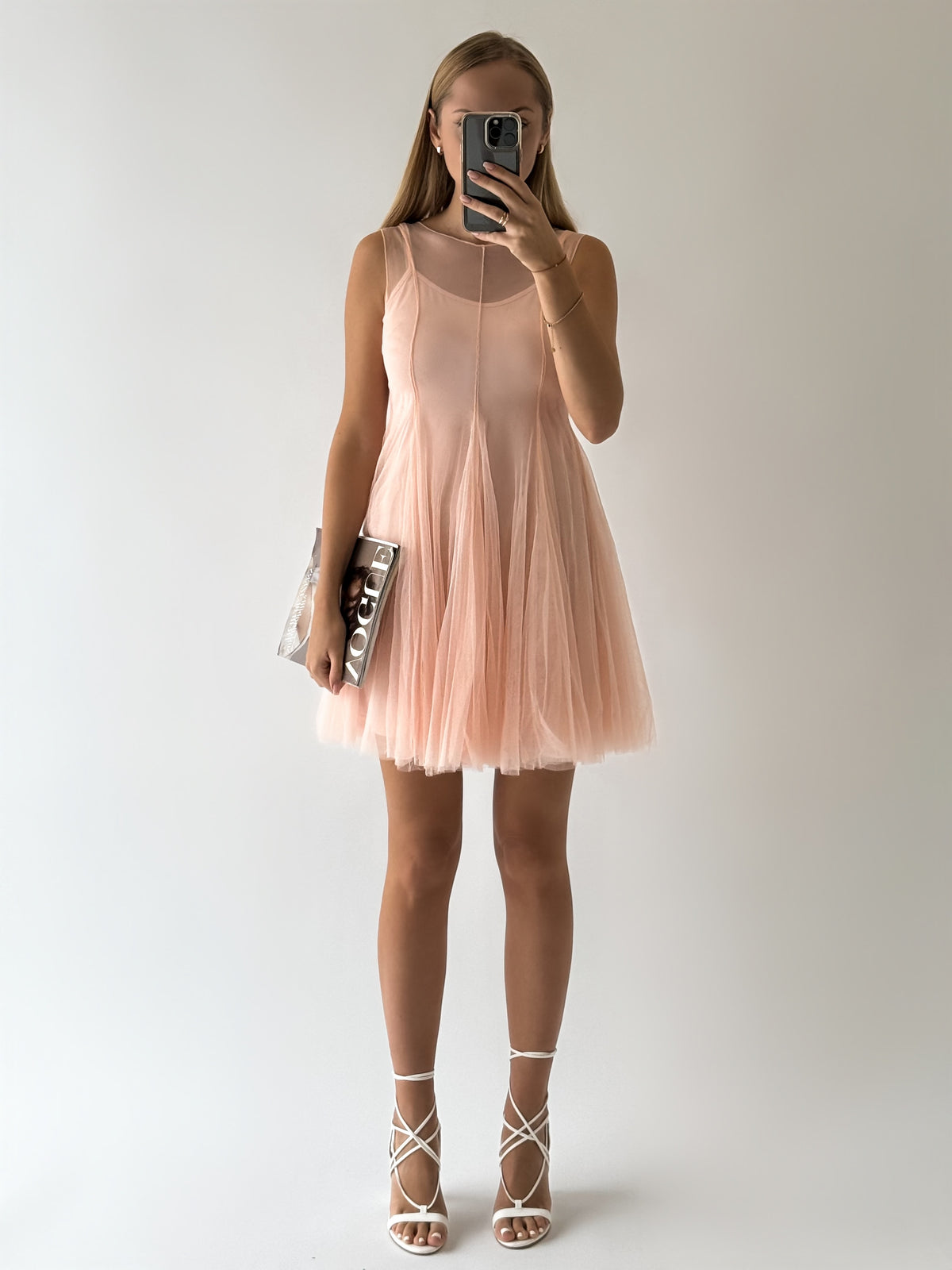 Moteriška proginė suknelė