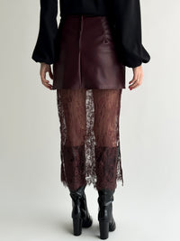 moteriskas-eko-odos-sijonas-su-neriniais-felecia-bordo