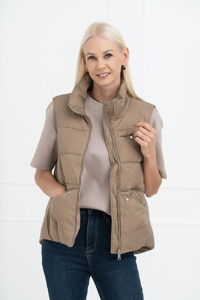 Moteriška liemenė su natūralių pūkų užpildu HARLAN Kapučino