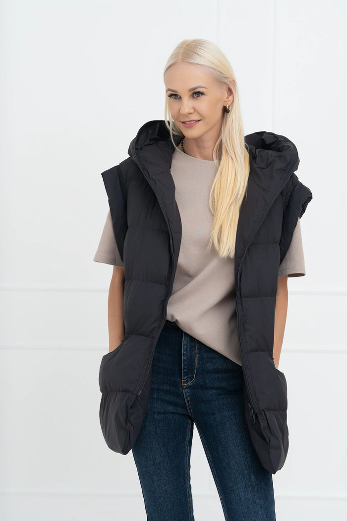 Moteriška liemenė su natūralių pūkų užpildu REBEKAH Juoda