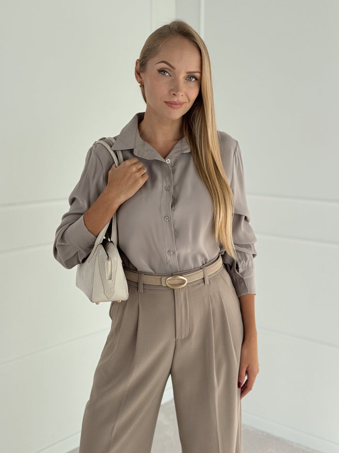 Moteriški itališki klasikiniai marškiniai ORIANA Pilka