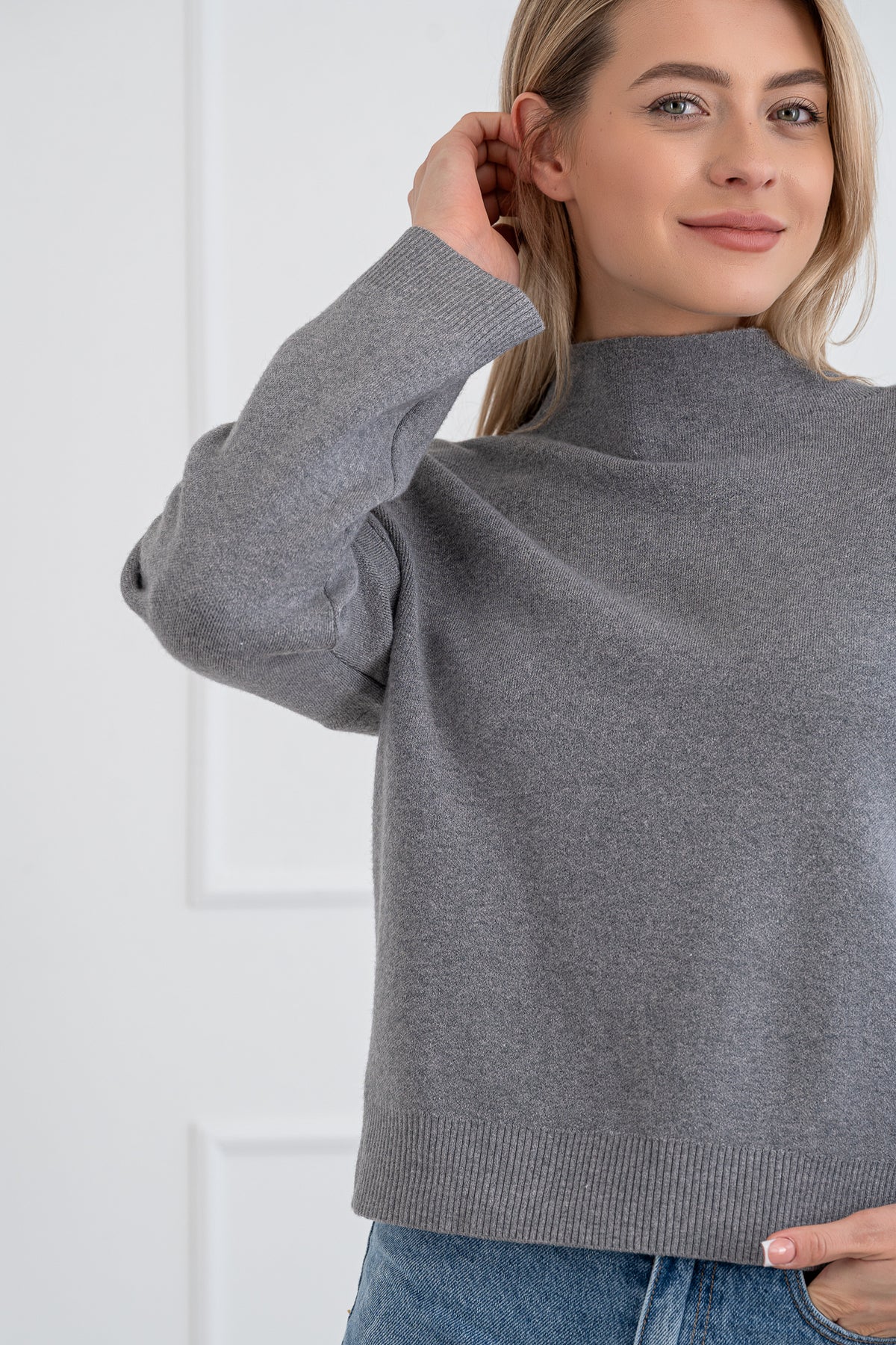 Moteriškas viskozės megztinis FREDDY Pilka