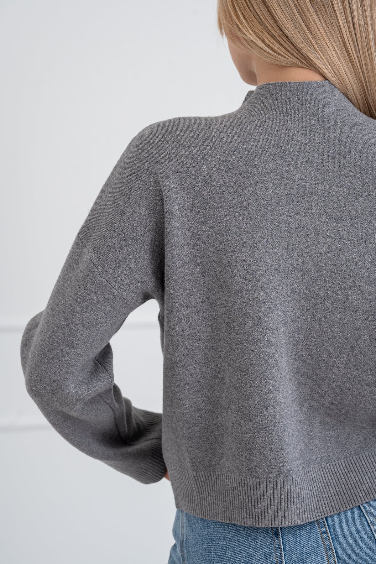 Moteriškas viskozės megztinis FREDDY Pilka