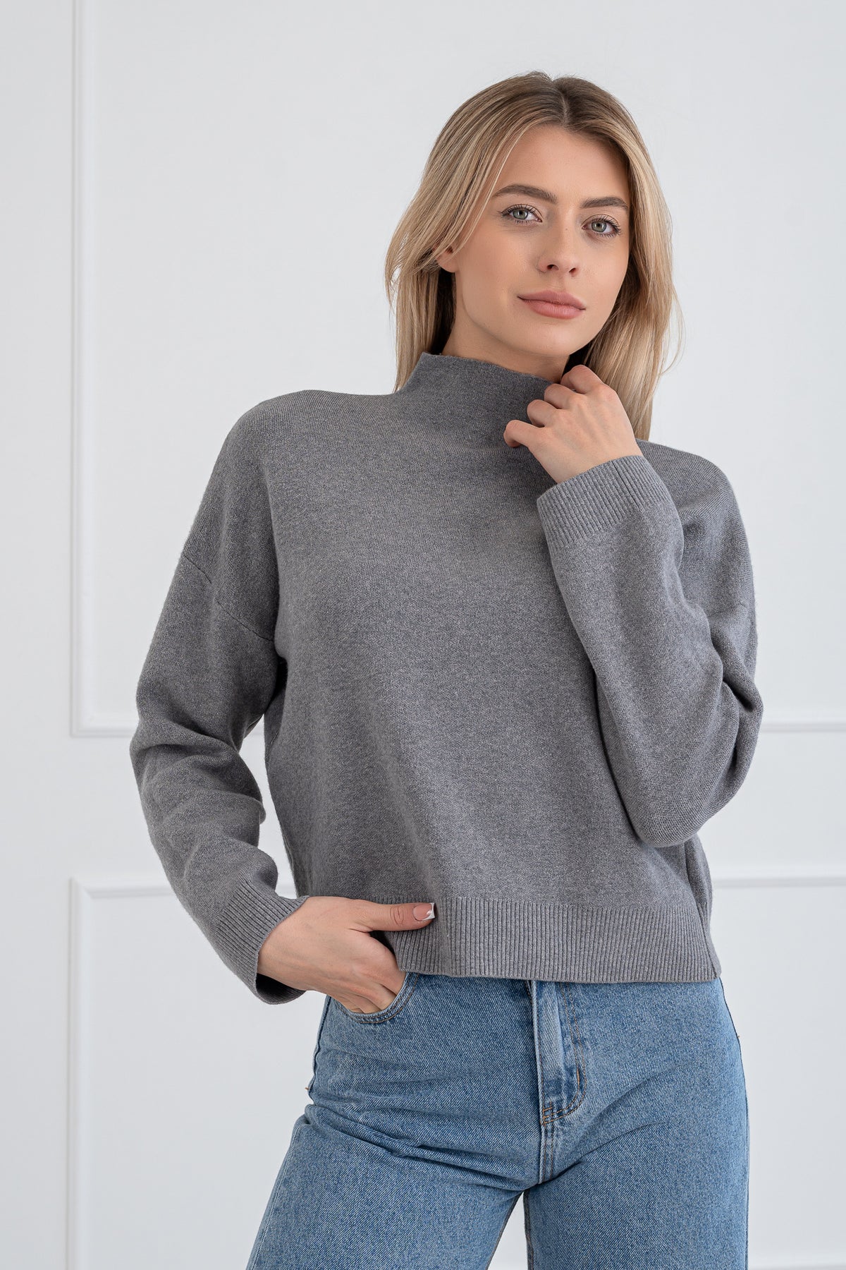 Moteriškas viskozės megztinis FREDDY Pilka