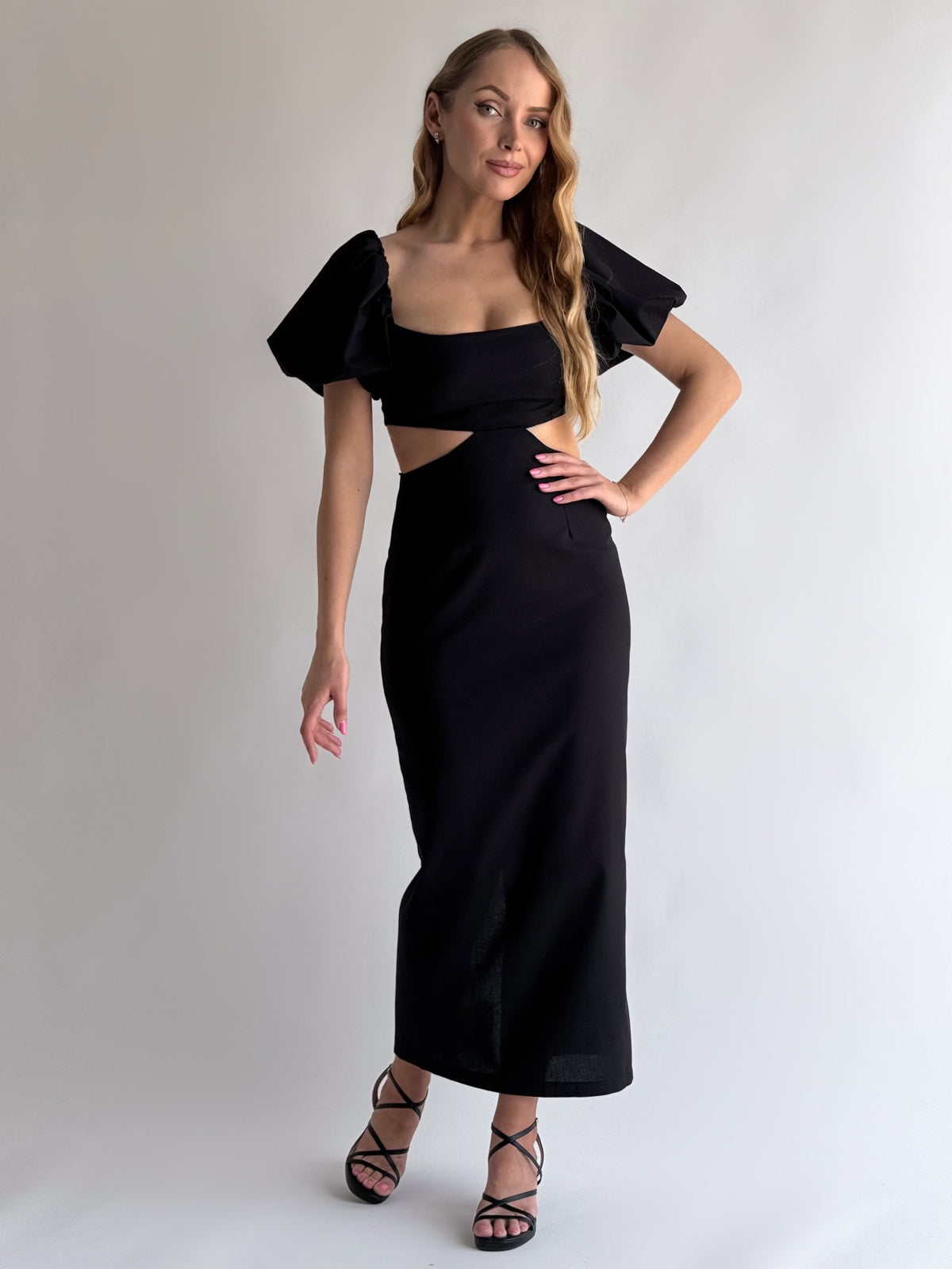 Moteriška ilga lininė suknelė ELVIE Juoda