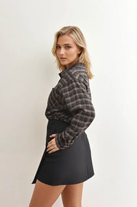 Moteriški trumpi languoti marškiniai MABEL Ruda