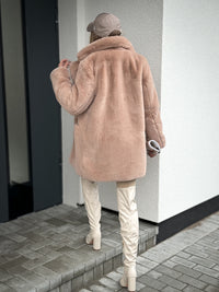 Moteriškas kailinis paltas GINNY Kreminė
