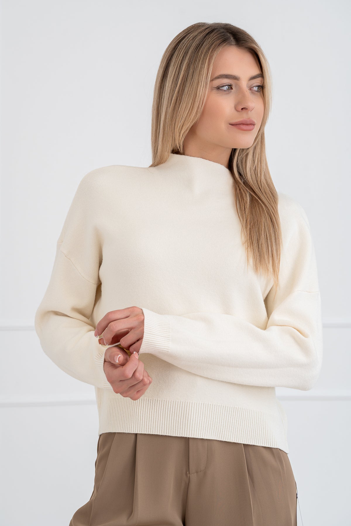 Moteriškas viskozės megztinis FREDDY Balta