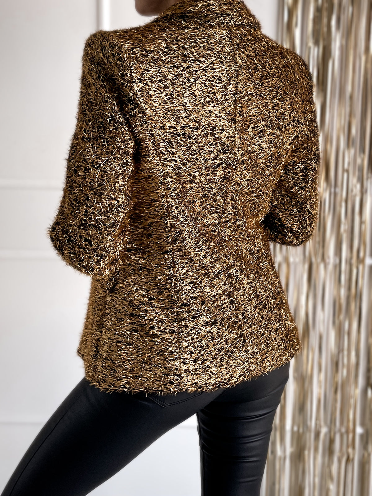 Moteriškas blizgus šventinis švarkas PESCARA Auksinė