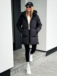 Moteriška vidutinio ilgio striukė su gobtuvu LEOLA Juoda