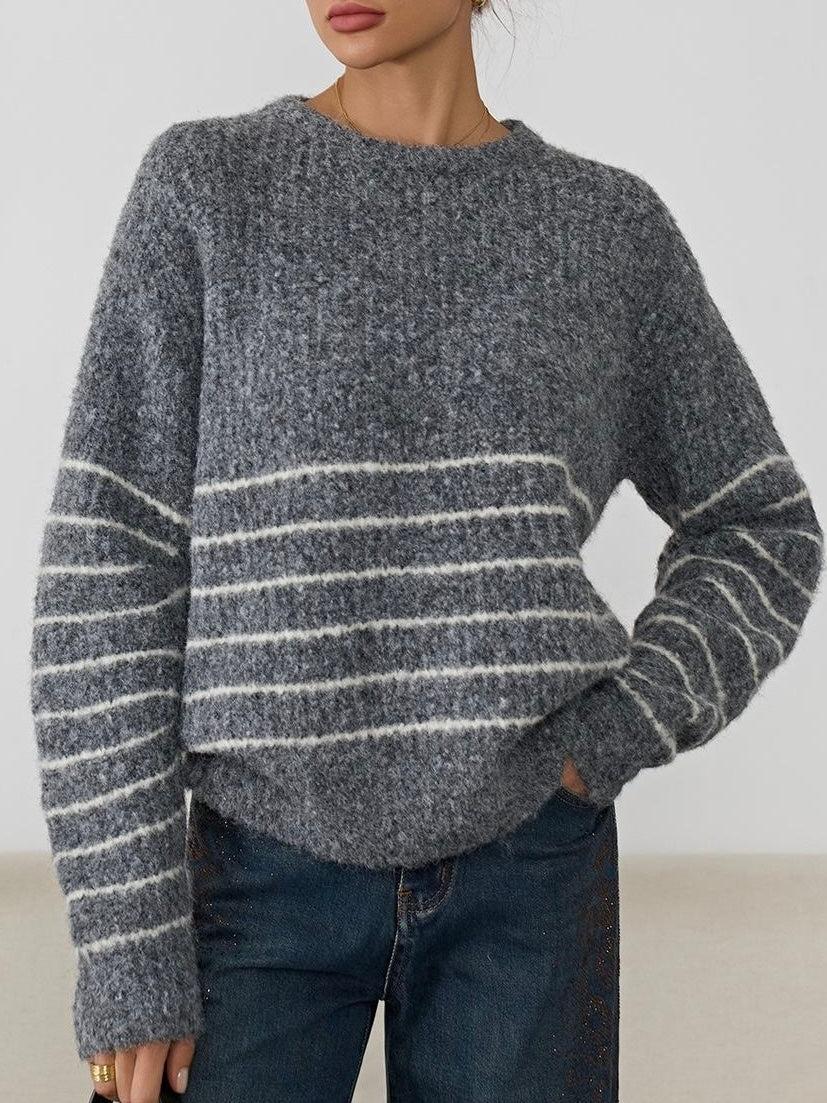 Moteriškas šiltas megztinis su vilna ODELIA Pilka