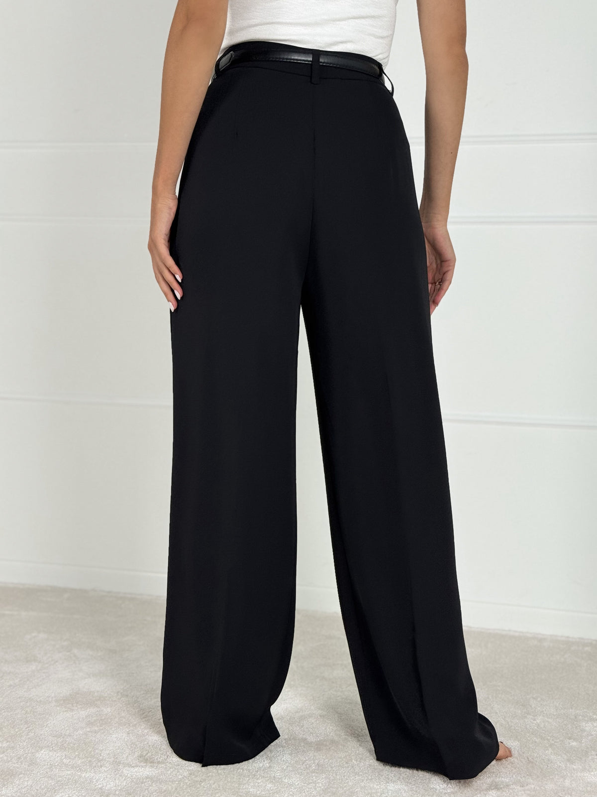 Moteriškos klasikinės kelnės VEGAS Juoda