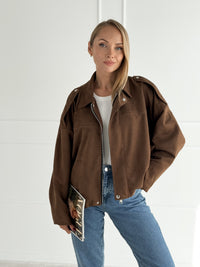 Moteriškas zomšos imitacijos švarkas NIVORA Tamsiai ruda