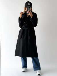 Moteriškas ilgas juodas paltas TATUM