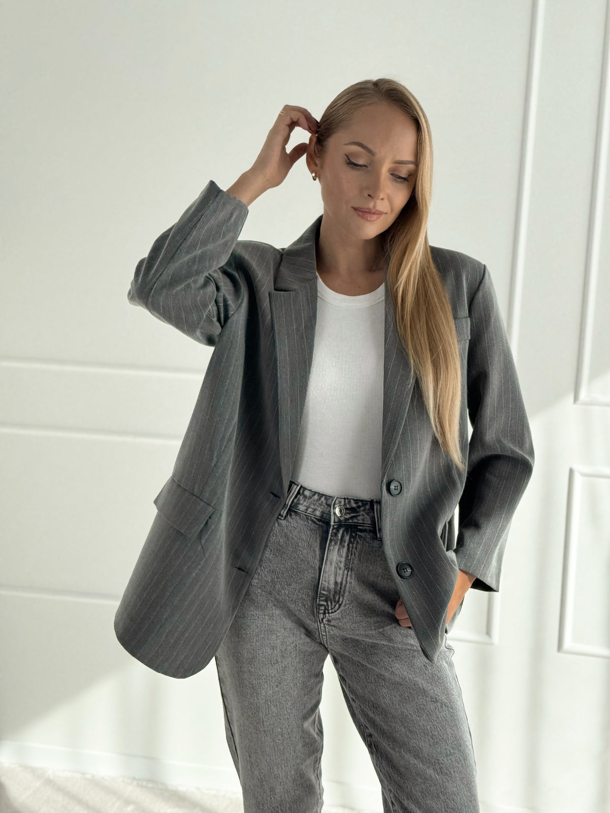 Moteriškas klasikinis itališkas švarkas ELIGIO Pilka