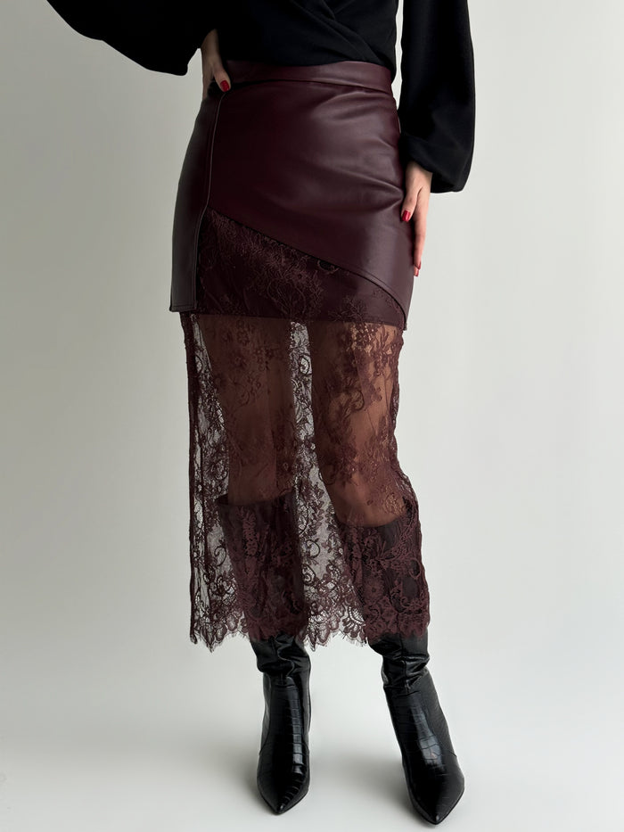 moteriskas-eko-odos-sijonas-su-neriniais-felecia-bordo