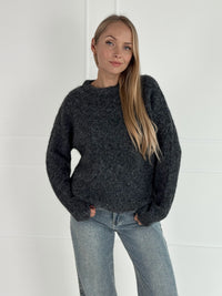 Moteriškas šiltas megztinis su vilna DAMON Pilka