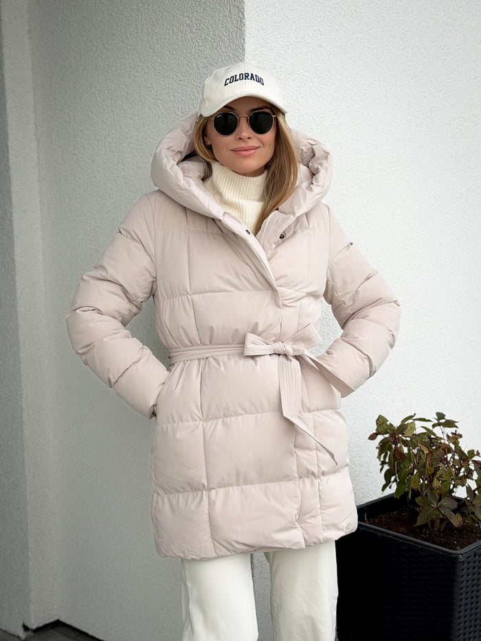 Moteriška vidutinio ilgio striukė su gobtuvu ECHO Kreminė