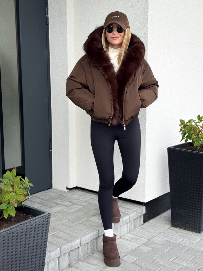 Moteriška trumpa striukė su gobtuvu RAY Ruda