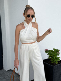 moteriskas-dvieju-daliu-lininis-kostiumelis-moses-kremine