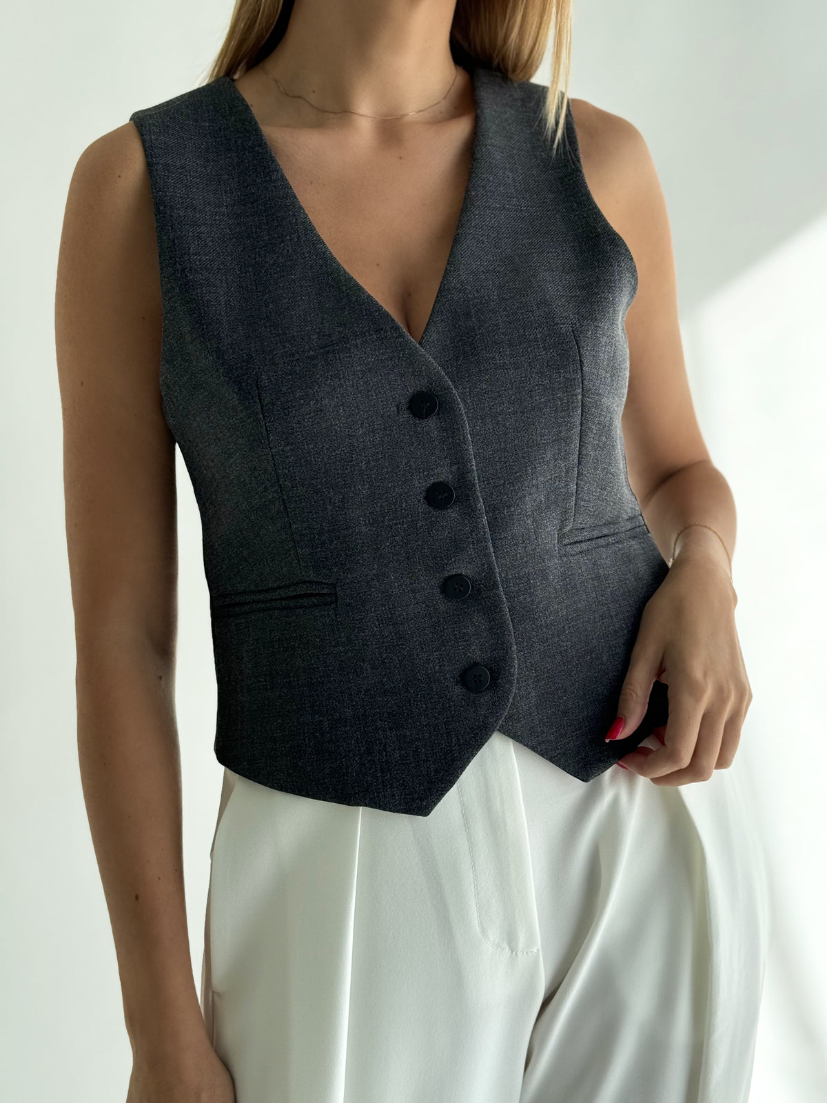 moteriska-klasikine-liemene-dolce-pilka