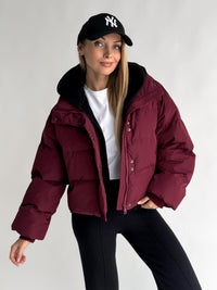 Moteriška trumpa kombinuoto audinio striukė su gobtuvu ARGON Bordo