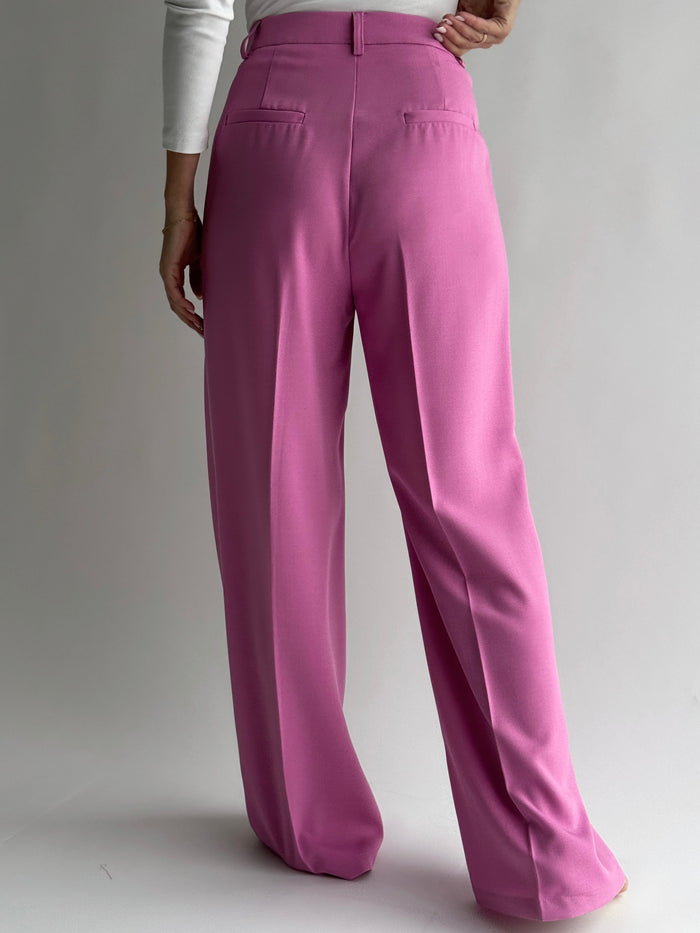 Moteriškos plačios klasikinės kelnės ZENDAYA Rožinė