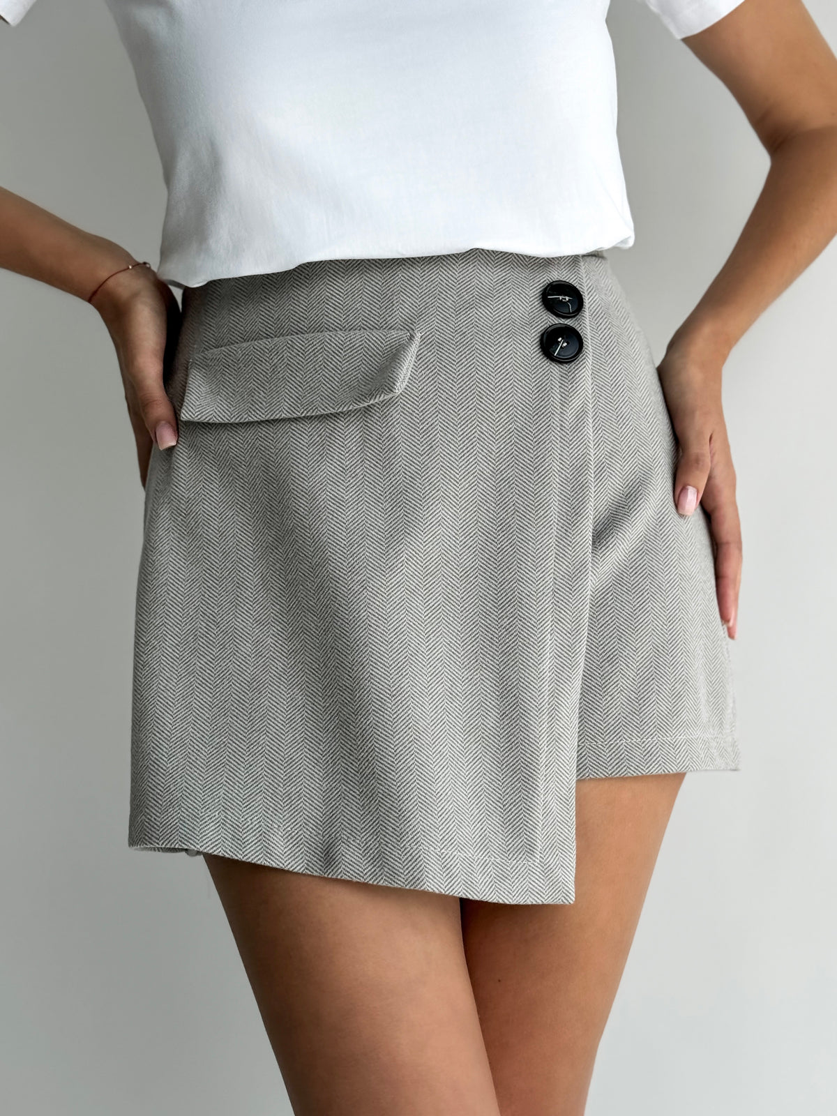 moteriski-italiski-sijonsorciai-alara-sviesiai-pilka