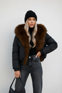 Moteriška trumpa striukė su gobtuvu RAY Juoda/Ruda