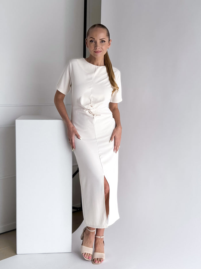 Moteriška itališka proginė suknelė ADRIANA Kreminė