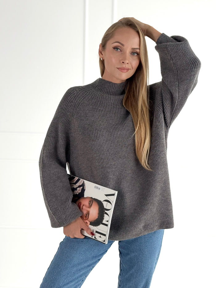 Moteriškas megztinis aukštu kaklu MEYRA Pilka