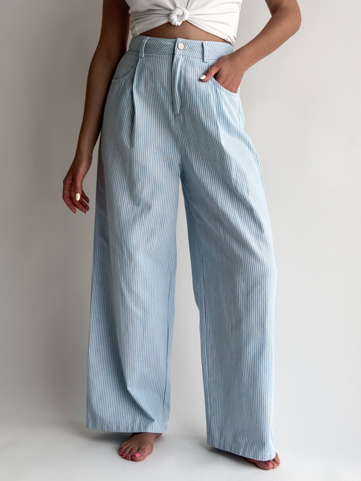 Moteriškos plačios dryžuotos kelnės TULUM Žydra