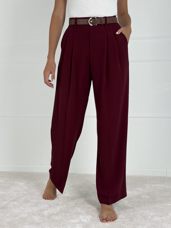 Moteriškos klasikinės kelnės su diržu LUCIAN Bordo