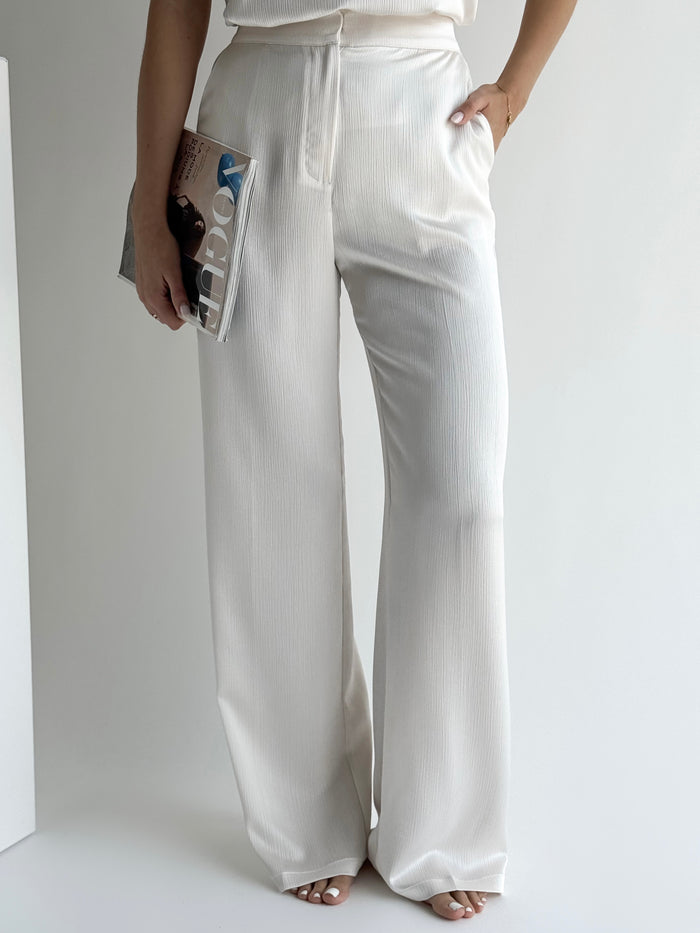 Moteriškos satino kelnės MELANIE Balta