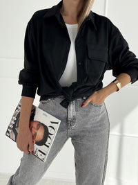 Moteriški zomšos imitacijos marškiniai ADELIA Juoda